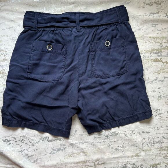 Liz Claiborne Lyocell Elastic Tie Waist Shorts 6” Inseam - Picture 7 of 8